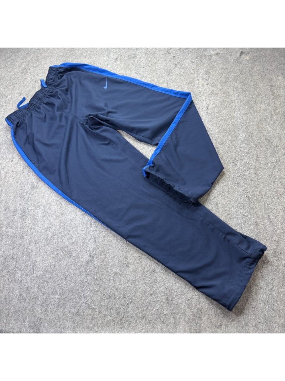 Nike Windbreaker Track Pants Men M Blue 31" Ankle Adjustable DRI-FIT 377786 b013